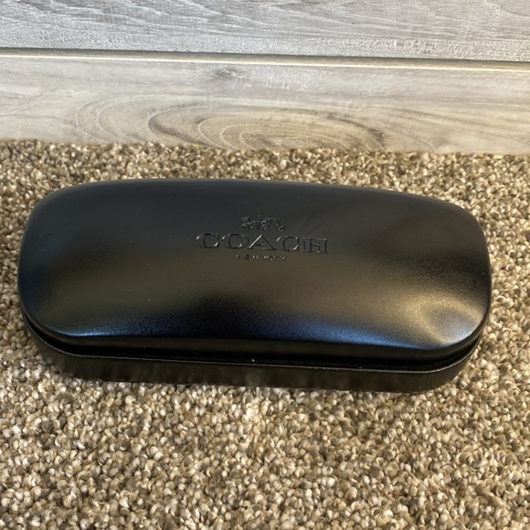 Coach Eyeglass Sunglass Hard Clamshell Case Black Velvet Interior Standard Size - Picture 3 of 6